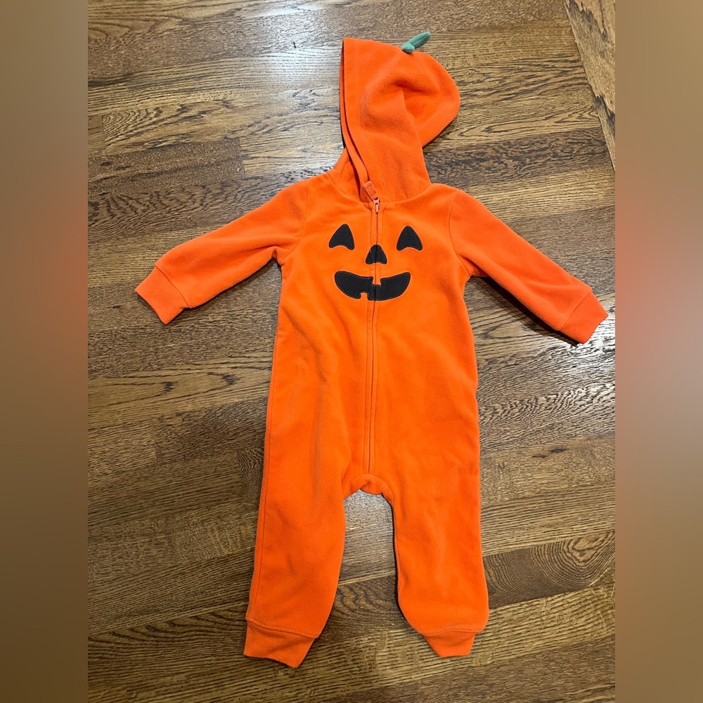 Baby Pumpkin Halloween Outfit - 9m Carters